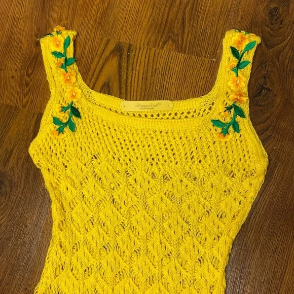 🌷 Crochet Knit Floral Embroidery Dress 🌷 Vibrant Yellow - Picture 4 of 14